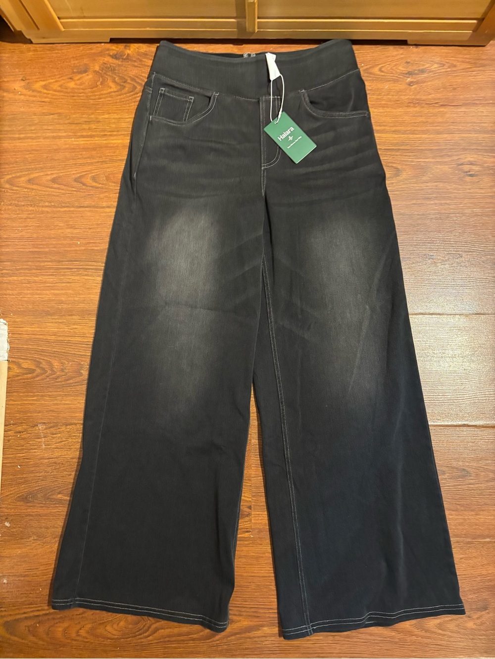 NWT HALARA Black Wide-Leg Women's Jeans